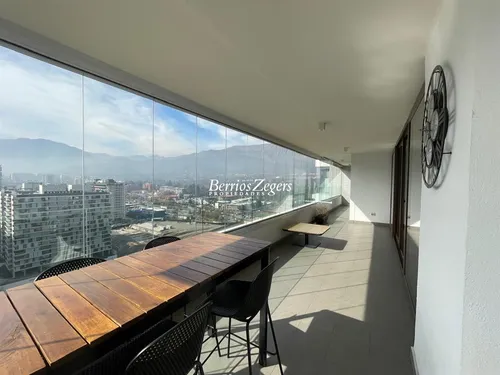 Departamento En Venta De 4 Dorm. 3 Baños Condomi En Vitacura