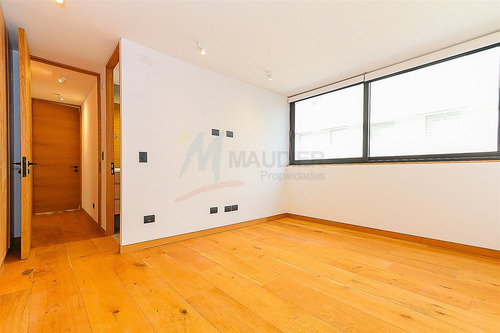 Departamento En Arriendo De 2 Dorm. En Las Condes