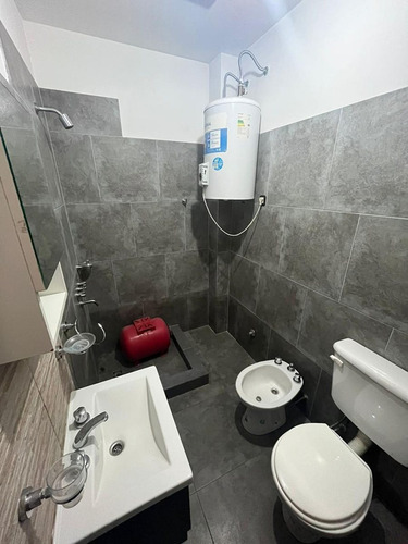 Depto De Una Ambiente En Venta, Lanusita