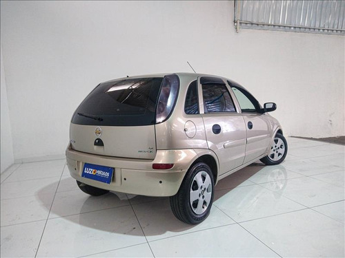Imagem 2 de 14 de Chevrolet Corsa 1.4 Mpfi Maxx 8v