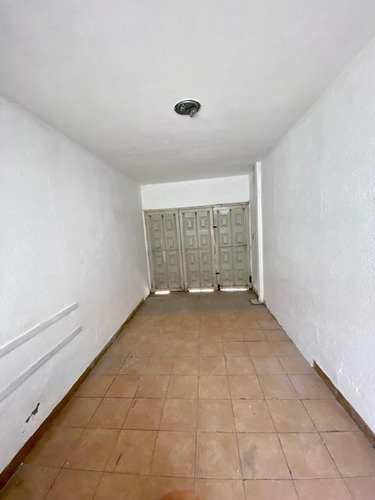 Imagen 8 de 11 de Oportunidad Casa Con Patio Y Garage