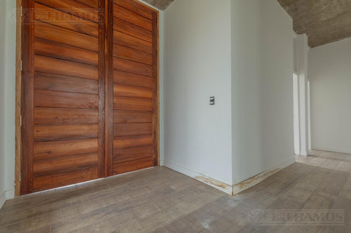 Casa En San Sebastián Área 2 Mb