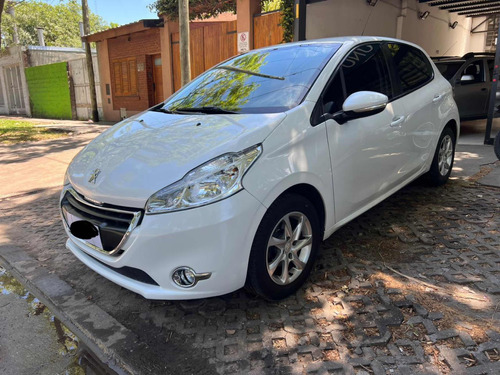 Peugeot 208 1.6 Allure Touchscreen