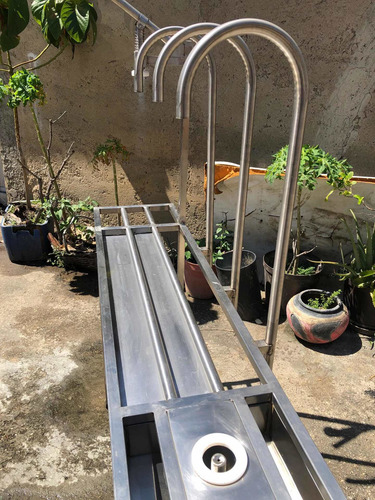 Imagen 3 de 5 de Mesa Potabilizadora De Agua 4 Picos, A Estrenar