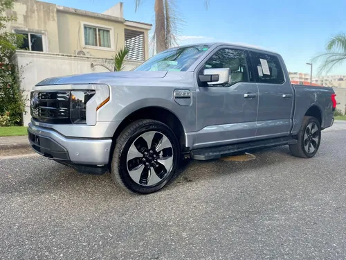 Ford F-150 Lightning Platinum 2022