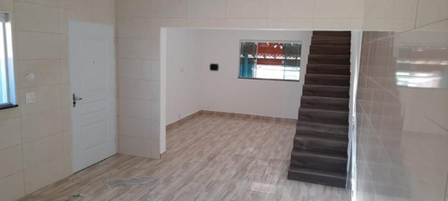 Sobrado Em Jardim Hípica Pinheiro, Taubaté/sp De 200m² 3 Quartos À Venda Por R$ 385.000,00 - So956482