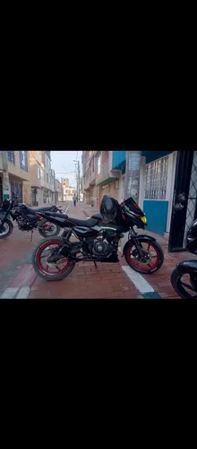 Pulsar 180 Al 200cc