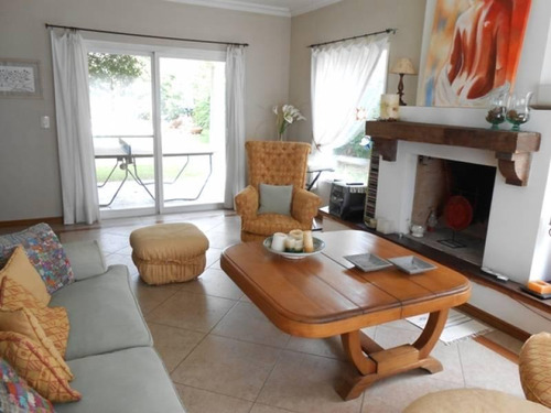 Imagen 11 de 20 de Casa En Venta En Barrio Septiembre Maroto Propiedades-
