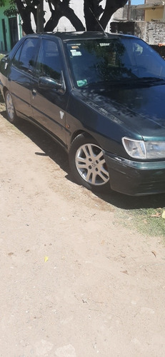 Imagen 10 de 15 de Peugeot 306 1.8 Sr 1997