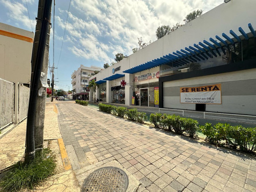 Local En Renta Centro De Playa Del Carmen Sobre Avenida 10