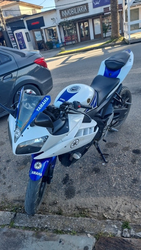 Imagen 1 de 15 de Yamaha R15