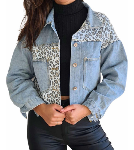 Chaqueta Con Aplicación Animal Print Celeste