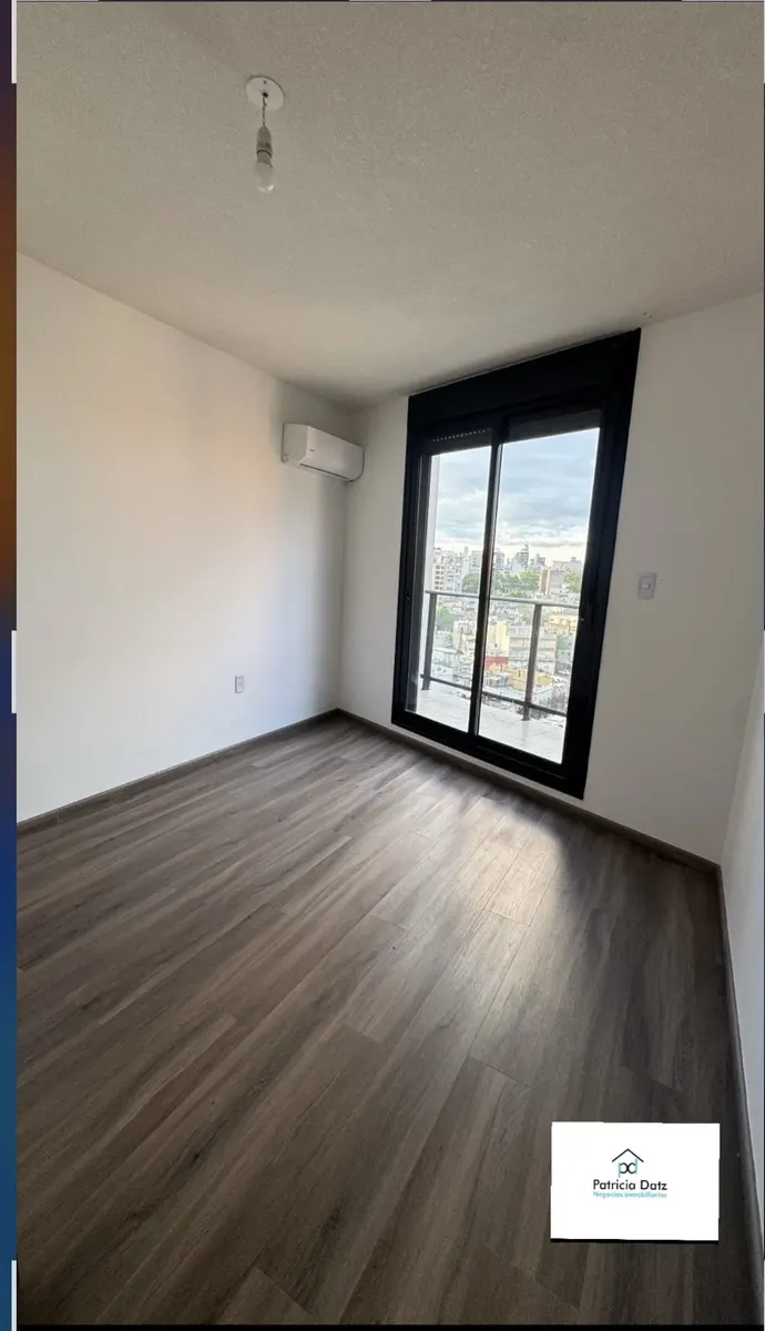 Alquiler Penthouse 2 D Y Garage Cordón Sur · Foto 5