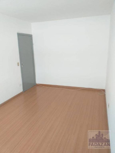 Imagem 26 de 30 de Apartamento Com 1 Dormitório Para Alugar, 45 M² Por R$ 850,00/mês - Centro - Curitiba/pr - Ap0494