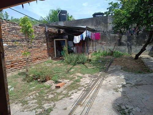 Casa Lote , En Excelente Ubicación Barrio Principal. Alto Flujo De Comercio.
