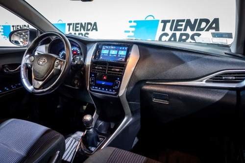 Imagen 6 de 8 de Toyota Yaris Xls 4 Puertas Mt