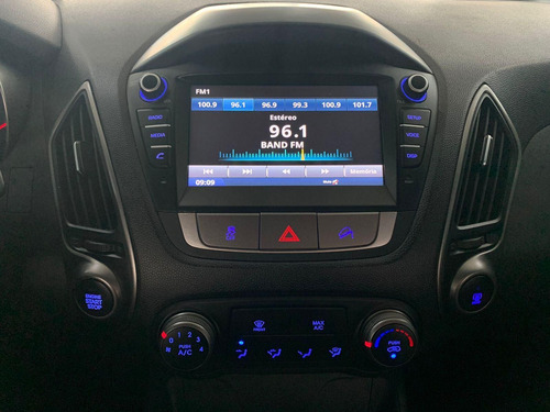 Imagem 13 de 15 de Hyundai Ix35 Gl 2.0 16v 2wd Flex Aut.