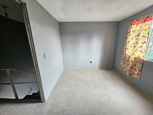 Venta De Casa En Cuatro Vientos San Jeronimo En Ixtapaluca 3 Recamaras En Privada Con Cfe /fovissste / Cfe Agenda Visita