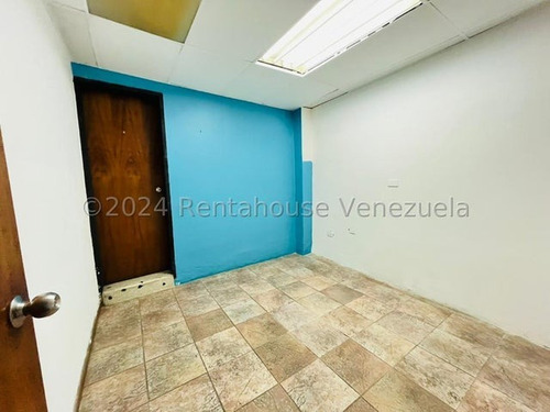 Local Comercial En Alquiler En Zona Centro Este Codi 25 1614, Con Aire Integral, Comunicate Soy Gabi Irastorza.