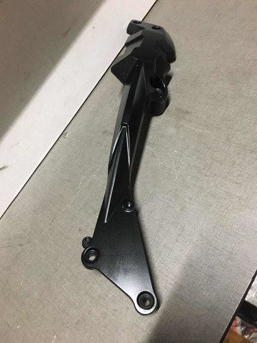 Imagem 2 de 3 de Facão Kawasaki Z 750 Original Direito