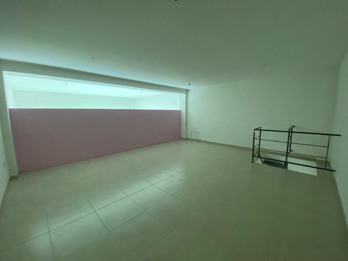 Local En Renta Plaza Gerbera León Gto 60 M2