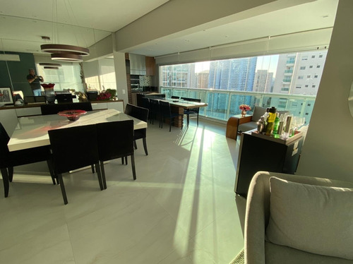 Imagem 6 de 30 de Apartamento Com Fino Acabamento E Rico Em Detalhes!! - Ap03133 - 69283484