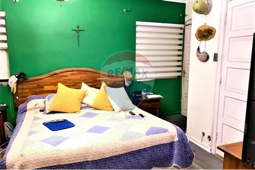 Dos Casas En Un Terreno De 452 M2 En Ñuñoa