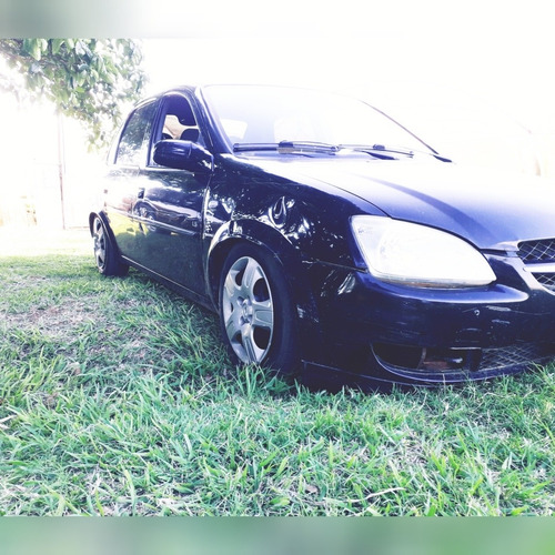 Chevrolet Corsa Classic Sedan
