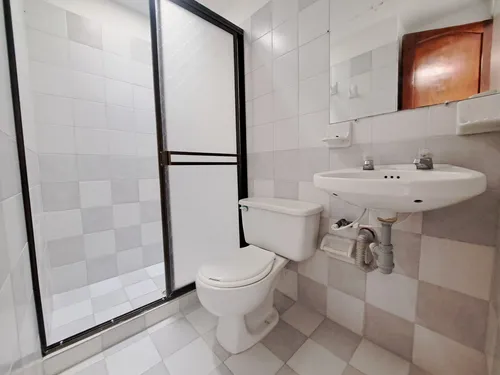 Casa En Arriendo En Niza. Cod A2482