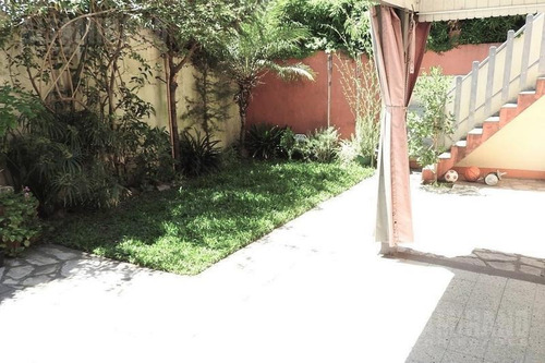 Casa - Villa Ballester - Casa Sobre Lote 10 Mts X 30 Mts.