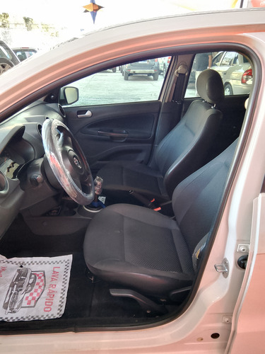 Volkswagen Gol 1.0 Trendline Total Flex 5p