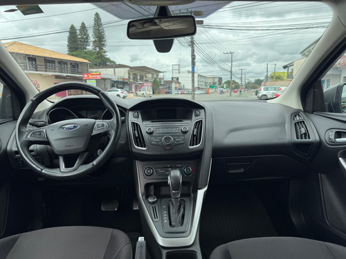 Ford Focus Sedan Fastback SE/SE PLUS 2.0 Flex Aut.