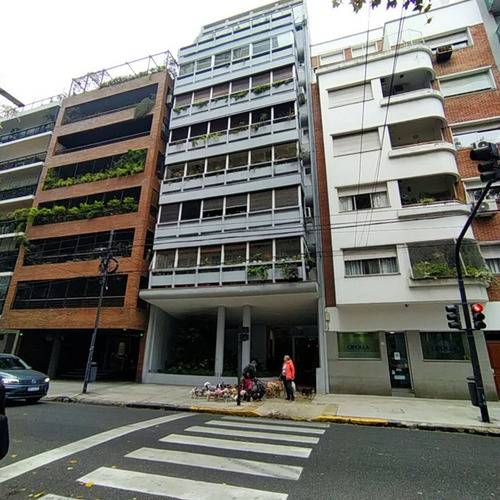 3 Amb En Jose Hernandez A 50 Metros Av Cabildo