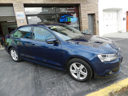 Volkswagen Vento 2.5 Luxury