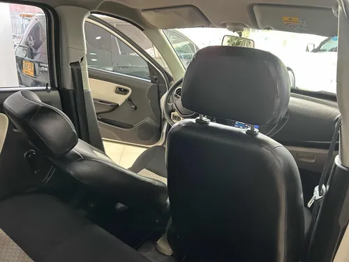 Suzuki Alto 0.8 Std