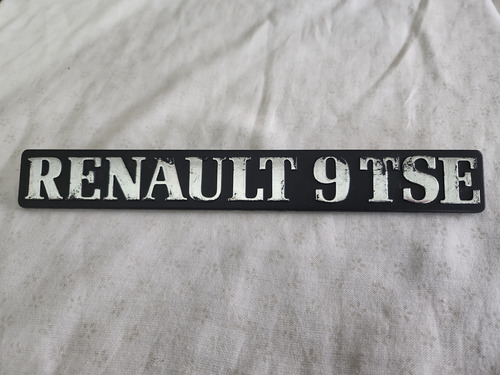 Insignia Baúl Renault 9 Tse