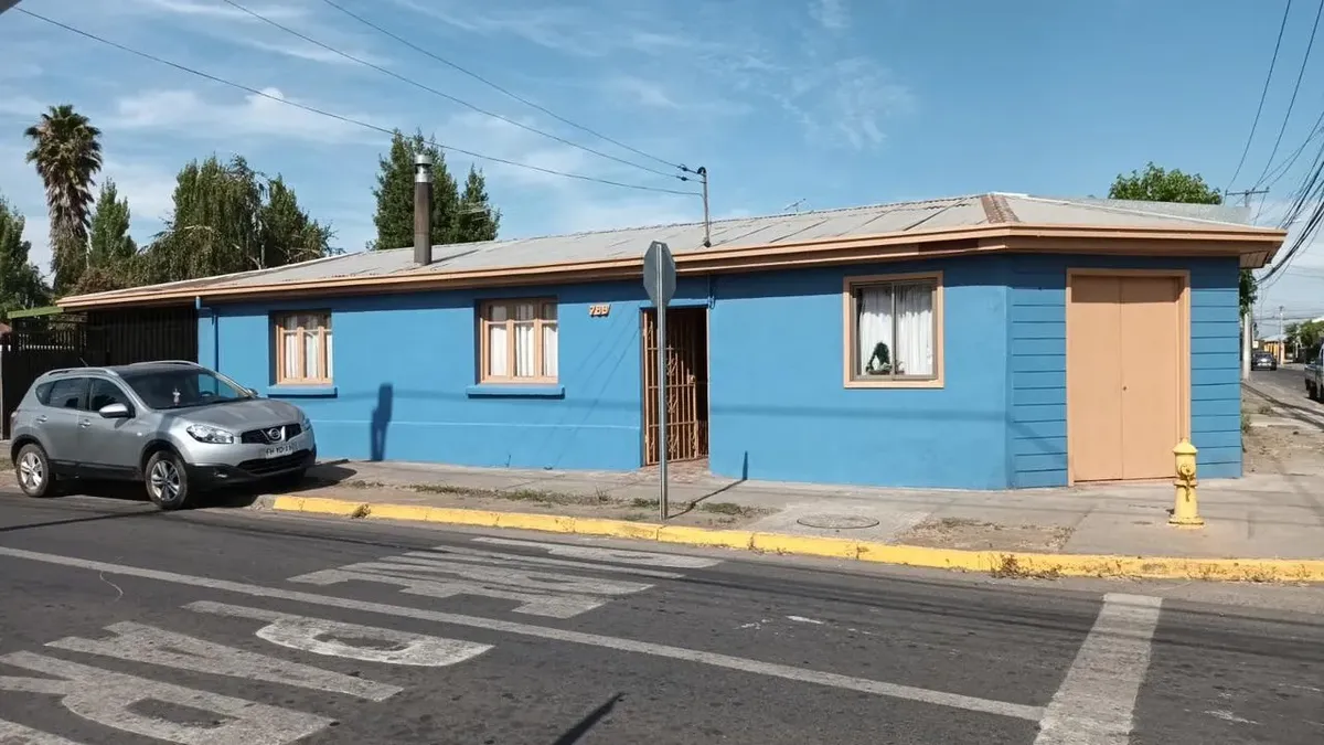 Imagen 4 de 23 de Amplia Casa Y Terreno De 320 M2, Chillán Viejo
