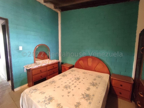 Imagen 5 de 16 de Casa En Venta En Los Tulipanes Palo Negro Aragua 22-25177 Irrr