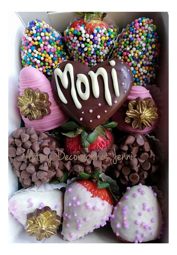 Imagen 6 de 10 de Arreglos Frutales Económicos Fresas Con Chocolate Caja Amor