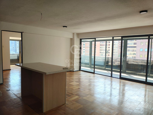 Departamento Remodelado Con Excelente Ubicación .