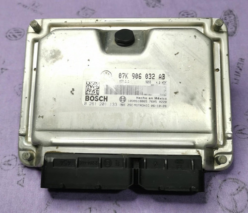 Computadora De Motor Beetle 2006-2007 07k 906 032 Ab (Usado)