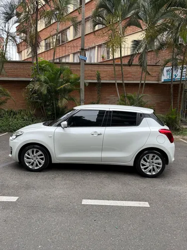 Suzuki Swift 1.2 Hybrid Mt