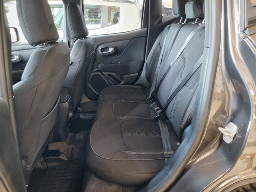 Imagen 16 de 21 de Jeep Renegade 1.8 Sport Mt5