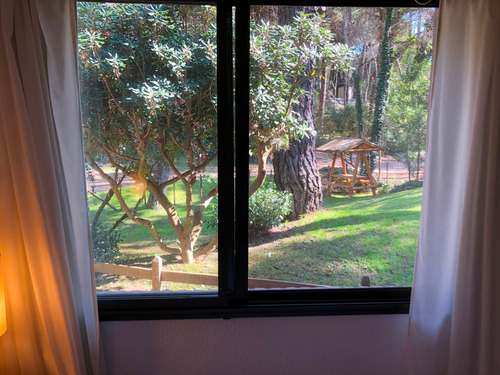 Imagen 5 de 15 de Carilo 2023 Departamento Jardin Amoblado Temporario. 2 Pax