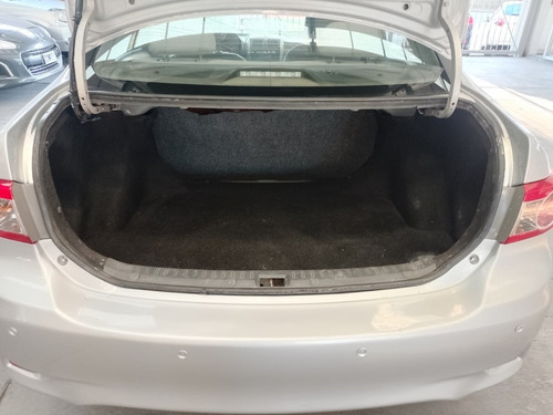 Imagen 5 de 18 de Toyota Corolla Xli