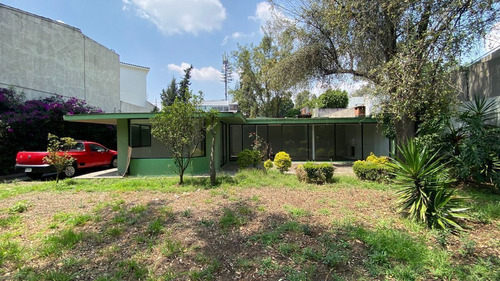Casa En Jardines Del Pedregal, Alvaro Obregon, Cdmx.