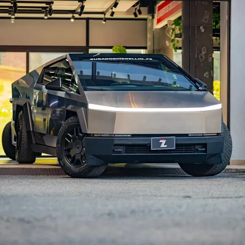 Tesla Cybertruck Foundation Series 2025