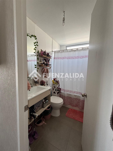 Casa En Venta De 3 Dorm. En Isla De Maipo