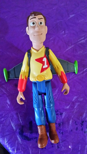 Figura  Woody Toy Story Rcs Race