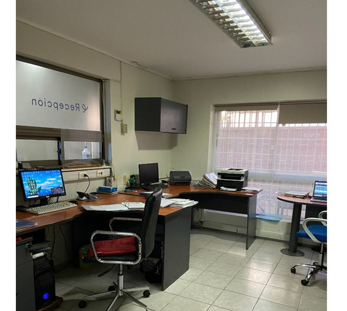 Imagen 4 de 16 de Estupenda Casa Para Uso Comercial En Talcahuano